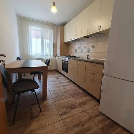 Lägenhet 2 Camere/ Privat *